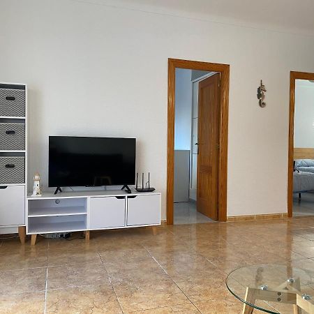 Amplio Apartamento Con Vistas Al Mar, Parking Y Wifi Alicante Kültér fotó