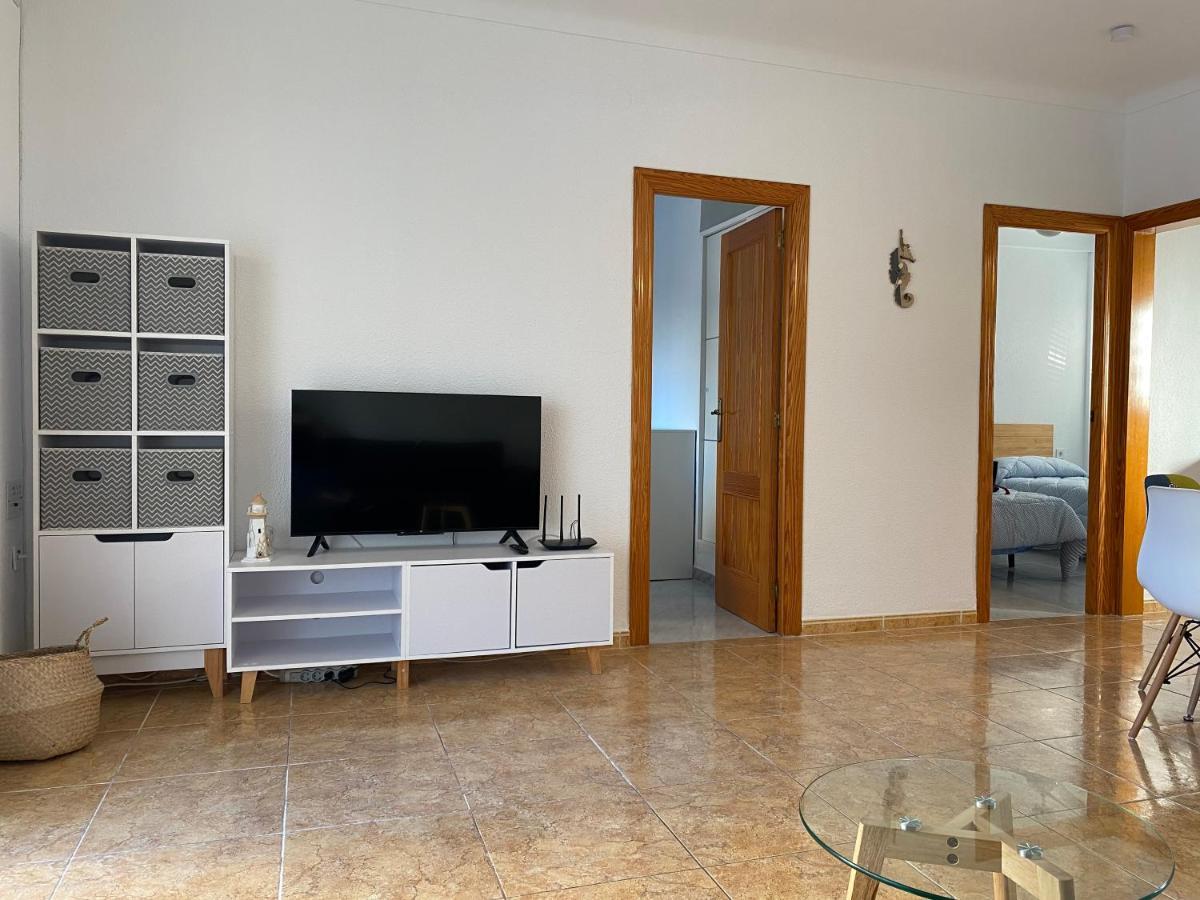 Amplio Apartamento Con Vistas Al Mar, Parking Y Wifi Alicante Kültér fotó
